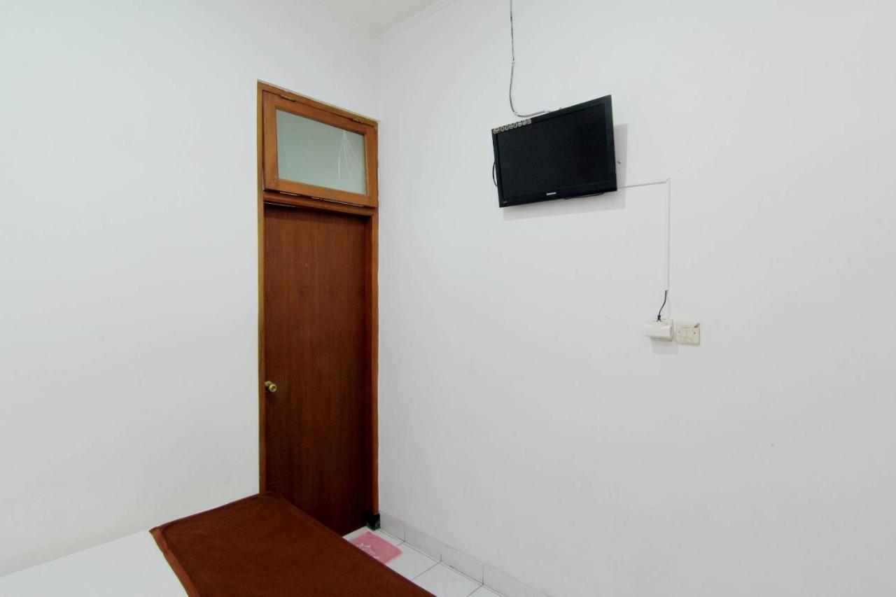 יוגיאקרטה Hotel Fevytra Syariah מראה חיצוני תמונה
